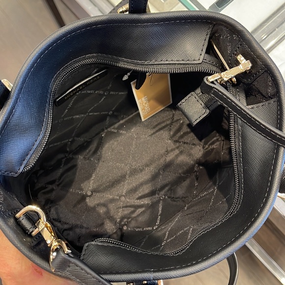 MICHAEL KORS 
Jet Set Travel Extra-Small Logo Top-Zip Tote Bag
Black 
NWT - Picture 14 of 16
